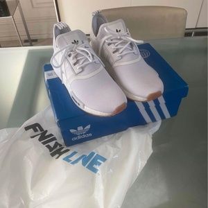 Men’s Adidas new in box sneakers
